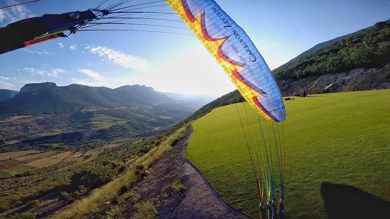 Vuelo en parapente en Organyà, Pirineos